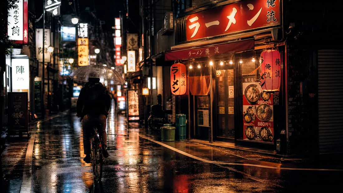 GPT Image 2 の結果：「雨の夜の通り」