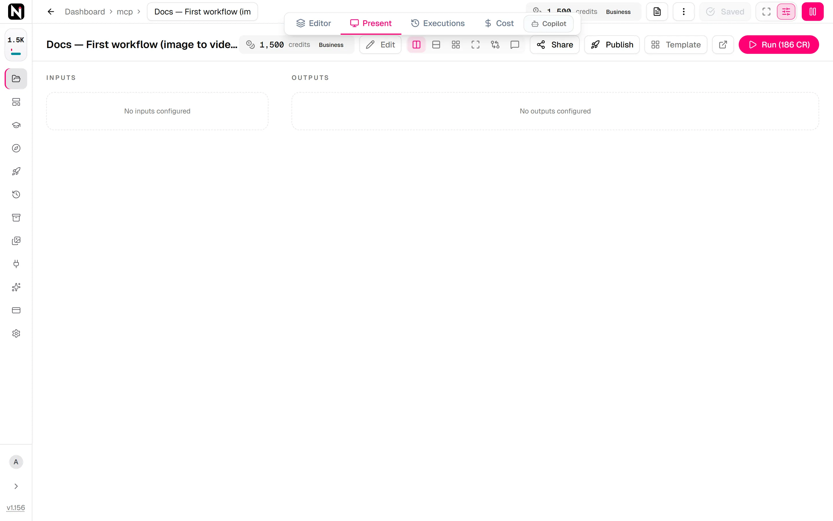 The Present tab of the editor with the Inputs and Outputs areas and the Share, Publish, Template and Run buttons.